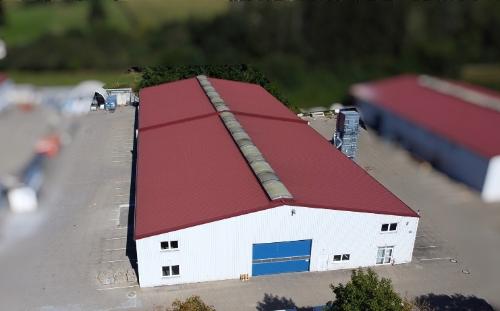 Vielseitige Gewerbehalle mit Freifläche: Möglichkeiten für Produktion, Montage & Lagerung